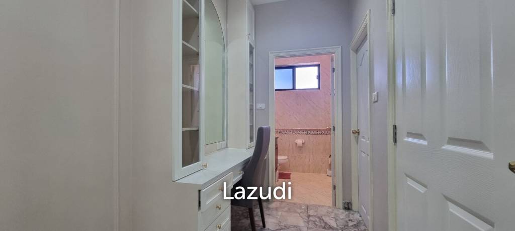 4 Beds 4 Baths 500 SQ.M. Paradise Villa 1