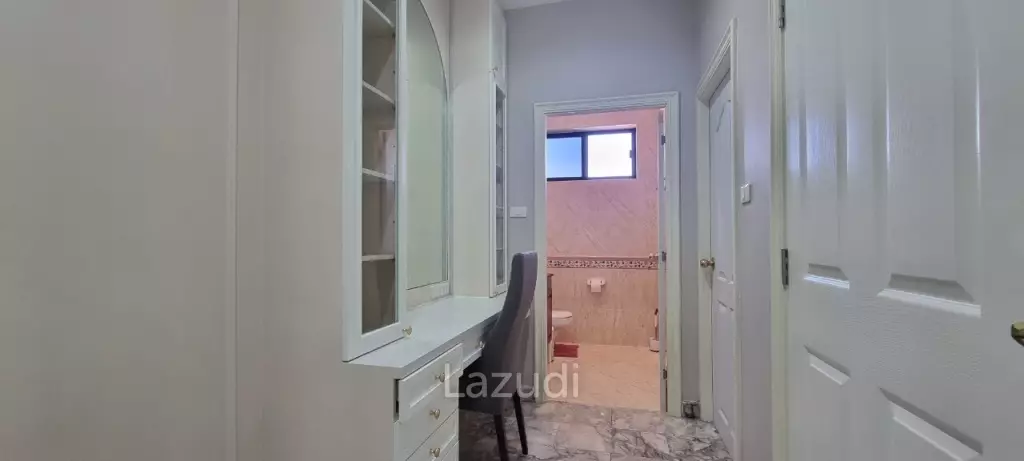 4 Beds 4 Baths 500 SQ.M. Paradise Villa 1