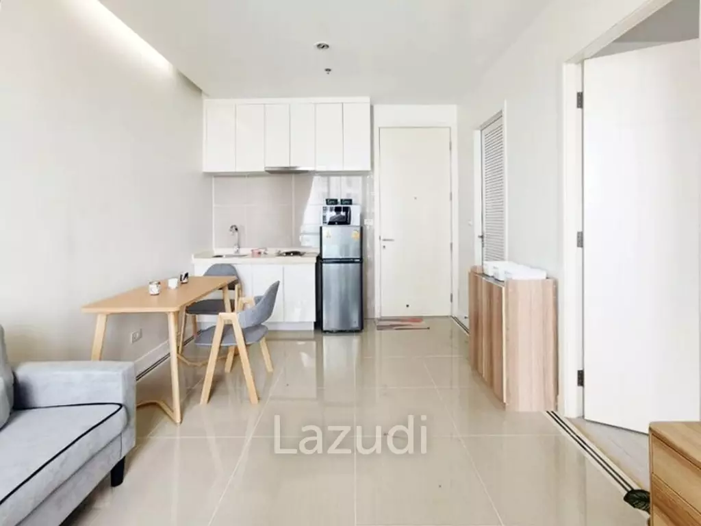 1 Bed 1 Bath 39 SQ.M T.C. Green Condominium