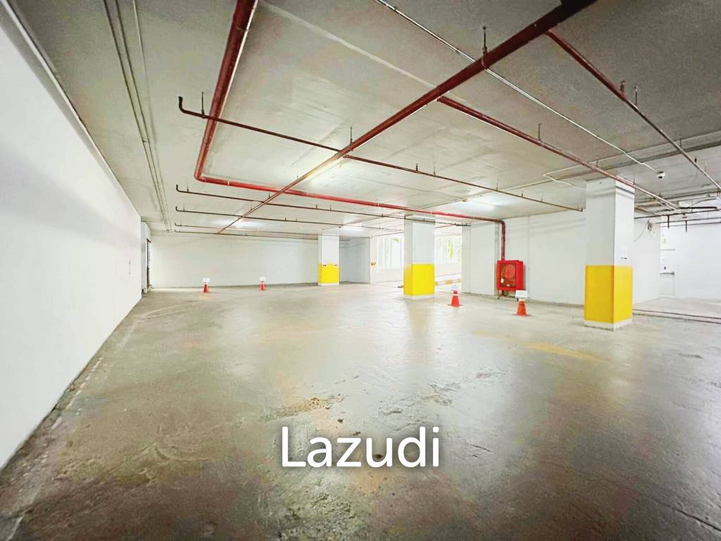 Sukhumvit 13 Retail Space – Perfect for Restaurant/Bar/Clinic/Spa