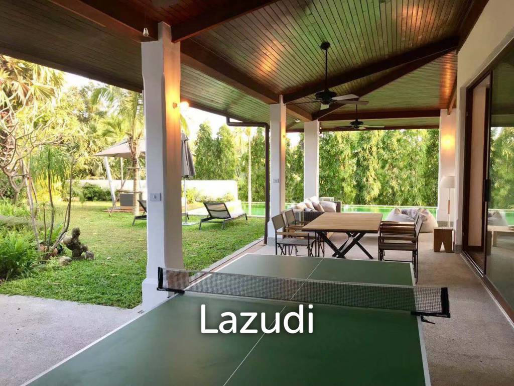 8-Bedroom Villa on Spacious Plot in Chaweng