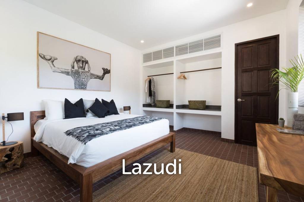 8-Bedroom Villa on Spacious Plot in Chaweng