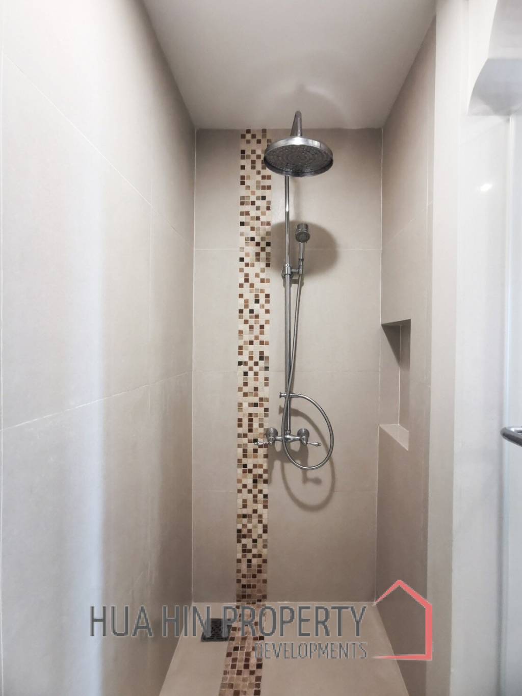 Marrakesh : 1 Bedroom Condo In Town