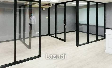 Office space for rent in Watthana