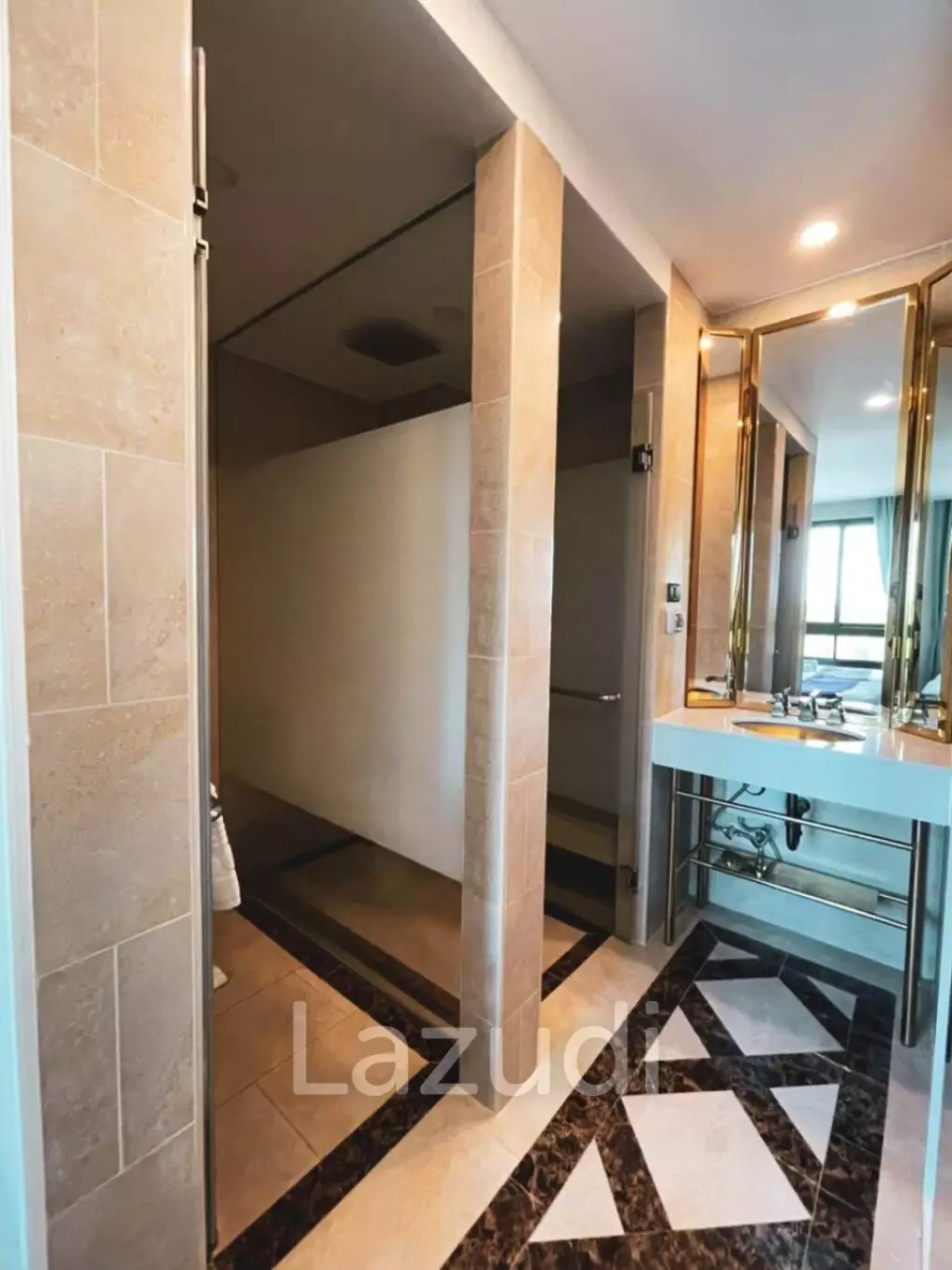 2 Bed 1 Bath 73.13 SQ.M Espana Condo Resort Pattaya
