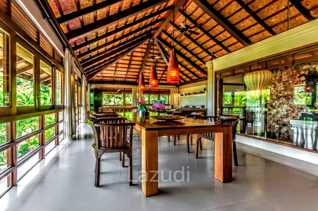 Tropical 3 Bedroom Pool Villa in Bophut