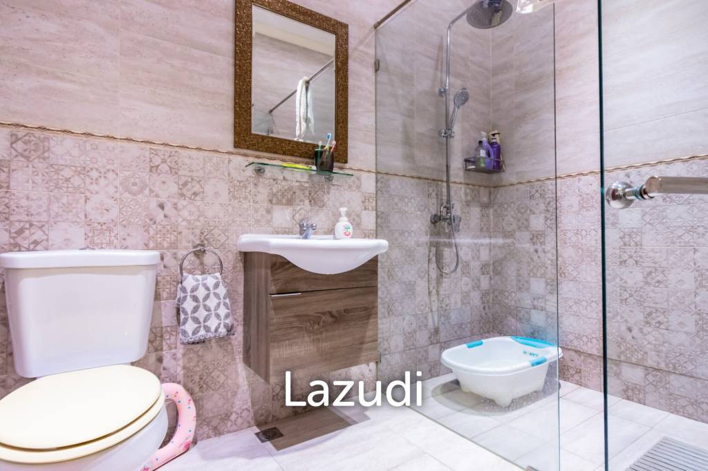 1,600 qm 5 Bett 6 Bad Villa Für Verkauf