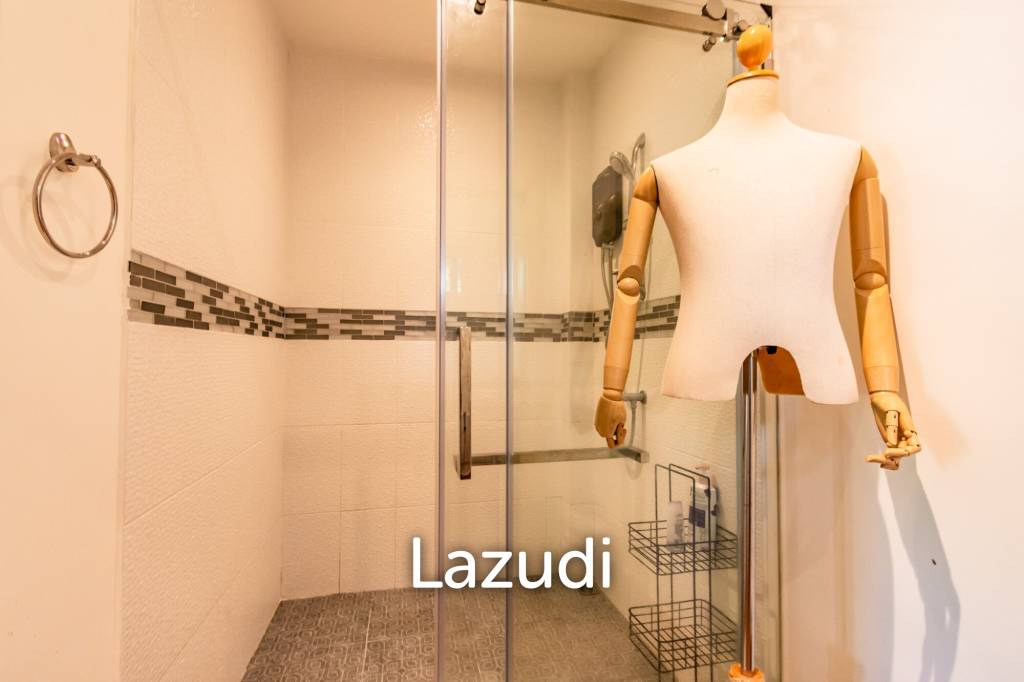 1,600 qm 5 Bett 6 Bad Villa Für Verkauf