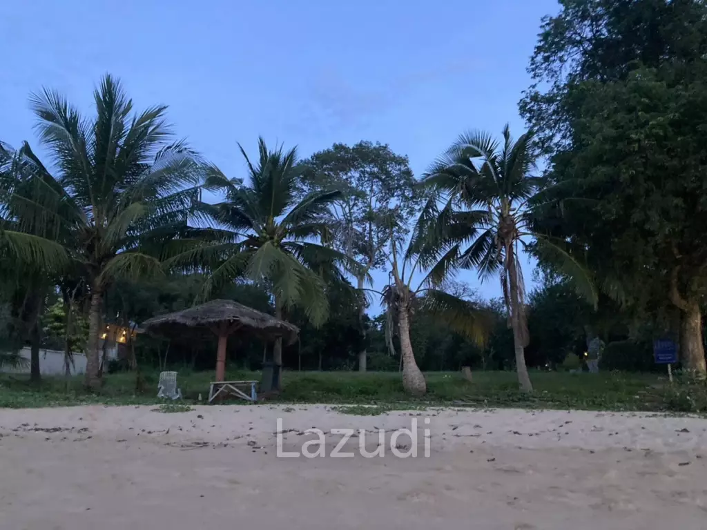 ขายที่ดินทะเลบางเสร่ ติดหาดส่วนตัว