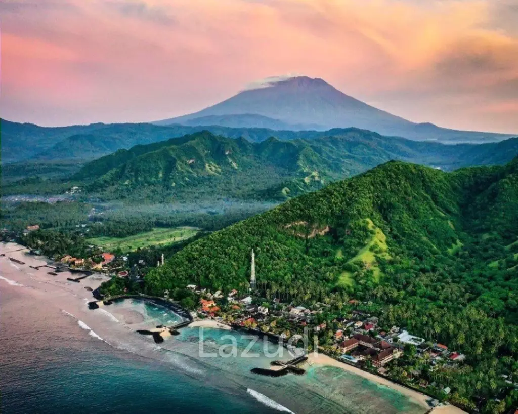 Boutique Hotel and Restaurant in Beautiful Candidasa, East Bali