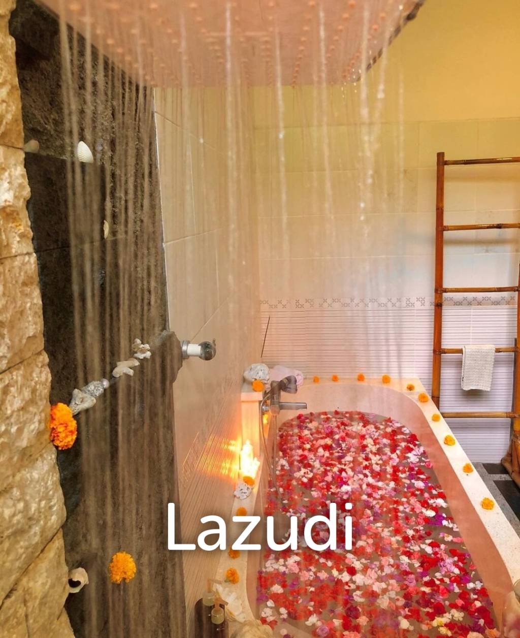 Boutique Hotel and Restaurant in Beautiful Candidasa, East Bali