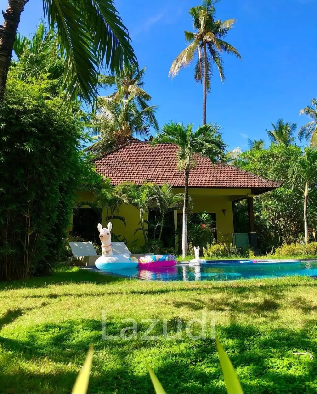 Boutique Hotel and Restaurant in Beautiful Candidasa, East Bali