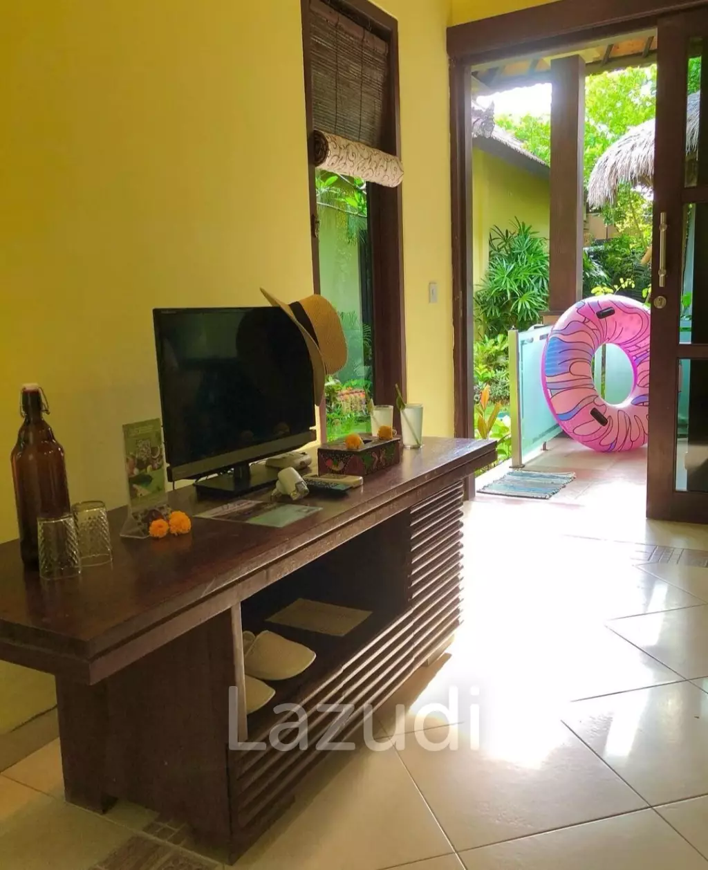 Boutique Hotel and Restaurant in Beautiful Candidasa, East Bali