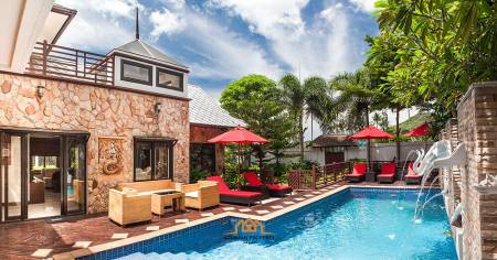 4-Beds Pool Villa on 1,600 SQ.M Land in Chaweng