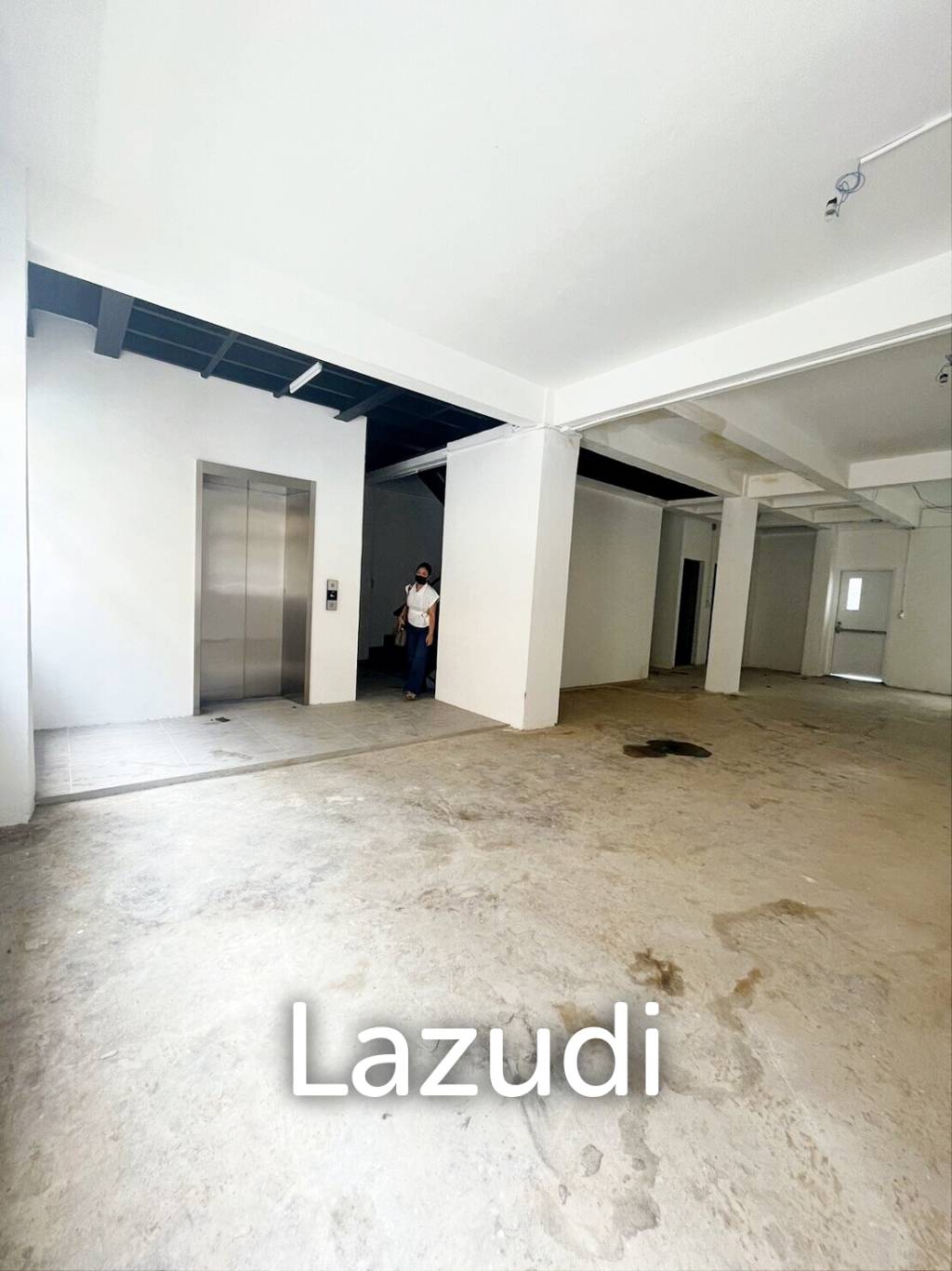 5-Story Commercial Shophouse Near Sala Daeng BTS, Silom