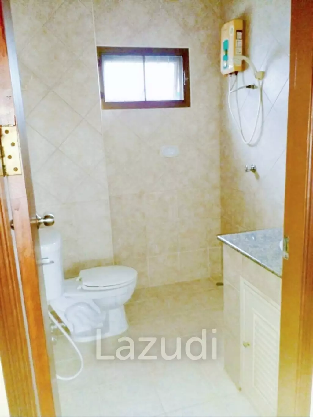 Building Apartment in North Pattaya For Sale