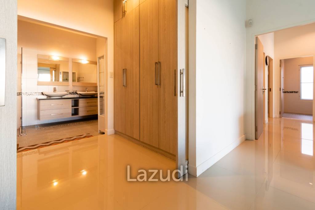The Lees 3: 3 Bedroom 2 Bathroom Pool Villa