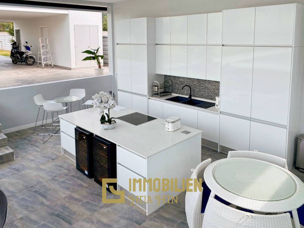 2,400 m² 4 Chambre 4 Salle de bain Villa Pour Vente