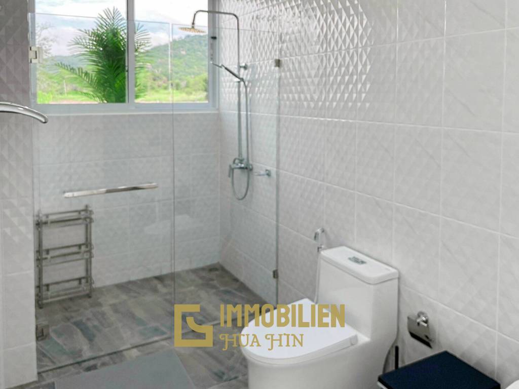 2,400 metro cuadrado 4 ` 4 Baño Villa de Venta