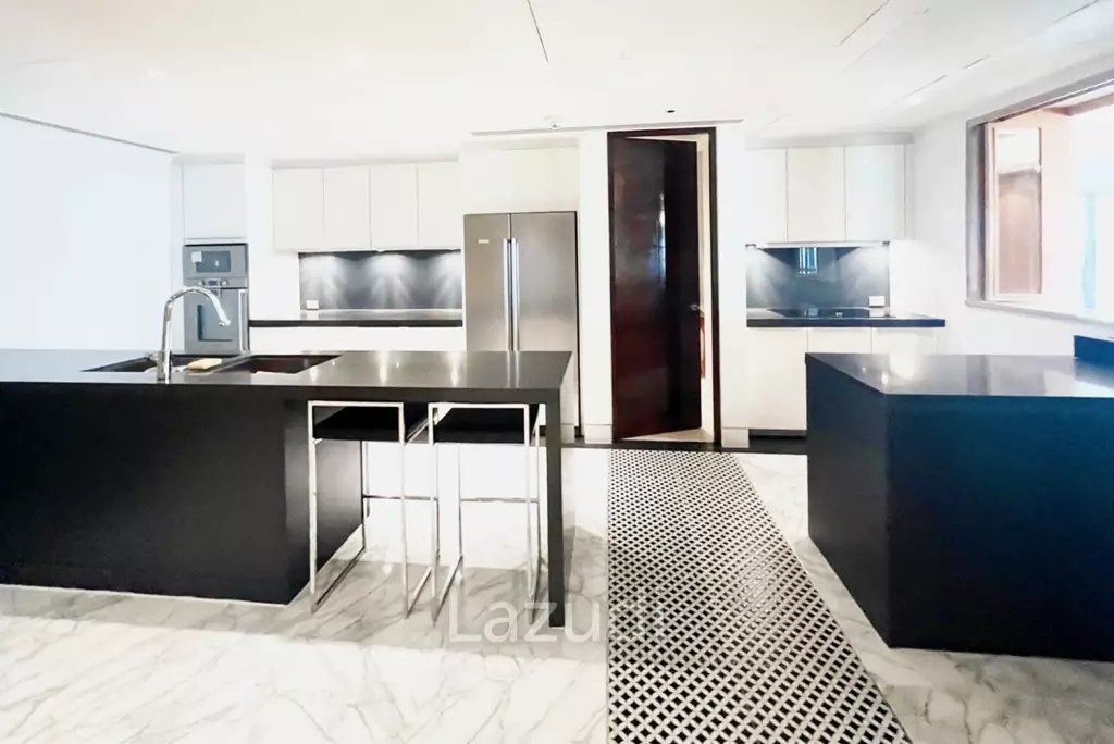 3 Bed 4 Bath 440 SQM The Residences at The St. Regis Bangkok