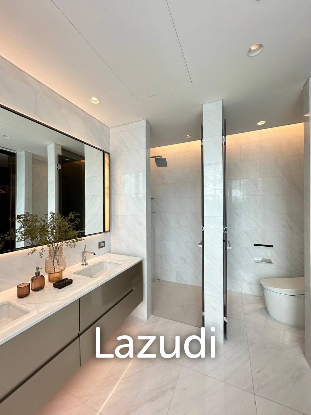 3 Bed 3 Bath 216 SQ.M The Residences at Sindhorn Kempinski