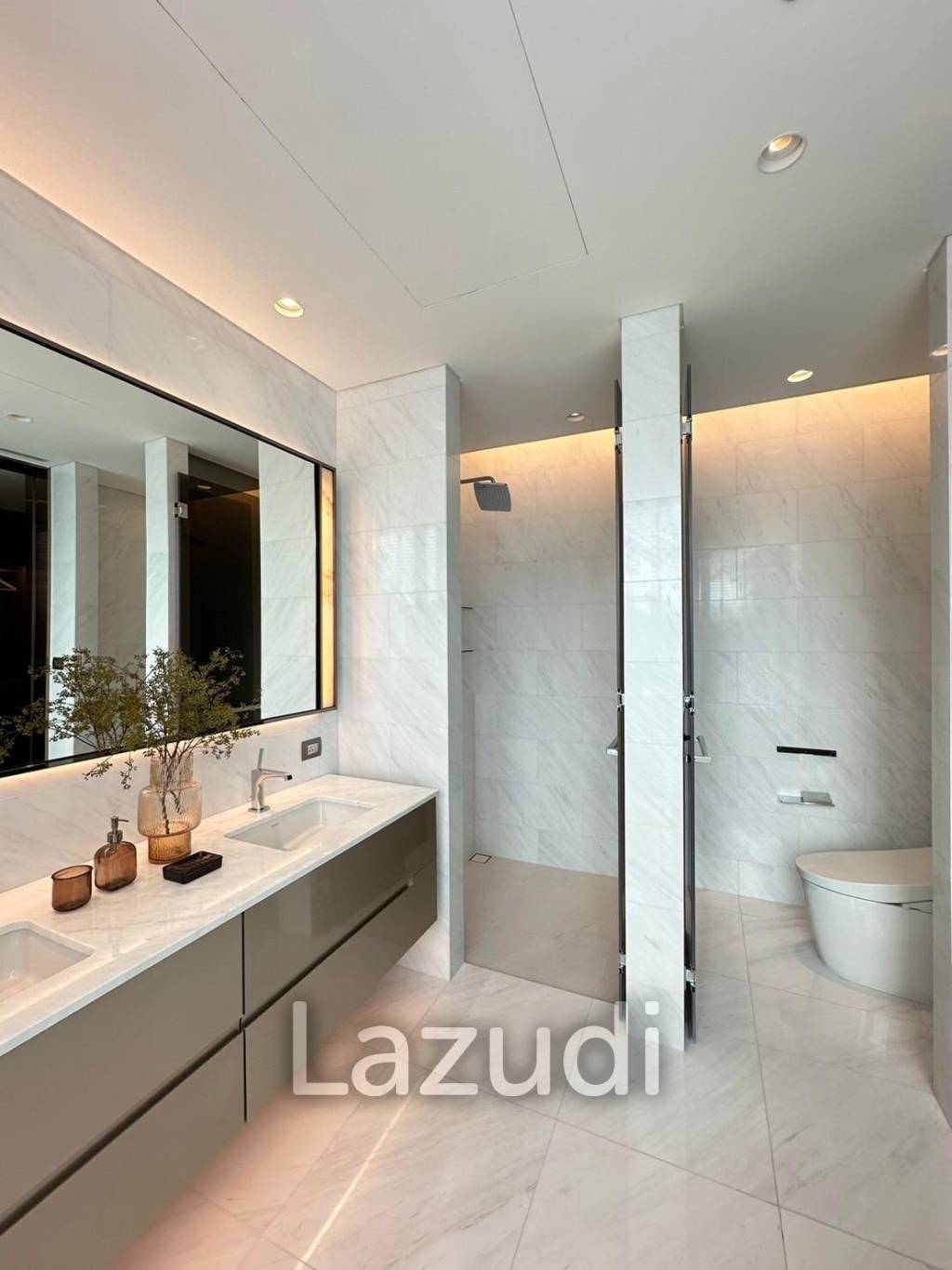 3 Bed 3 Bath 216 SQ.M The Residences at Sindhorn Kempinski