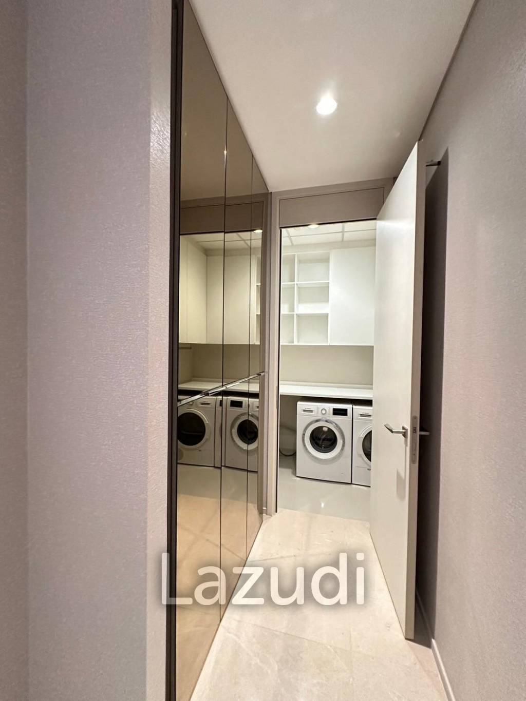 3 Bed 3 Bath 216 SQ.M The Residences at Sindhorn Kempinski