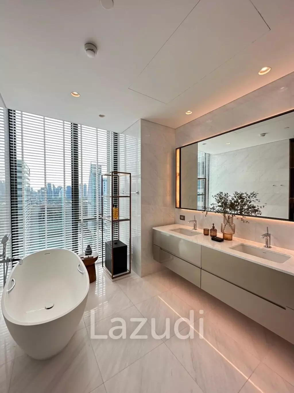 3 Bed 3 Bath 216 SQ.M The Residences at Sindhorn Kempinski