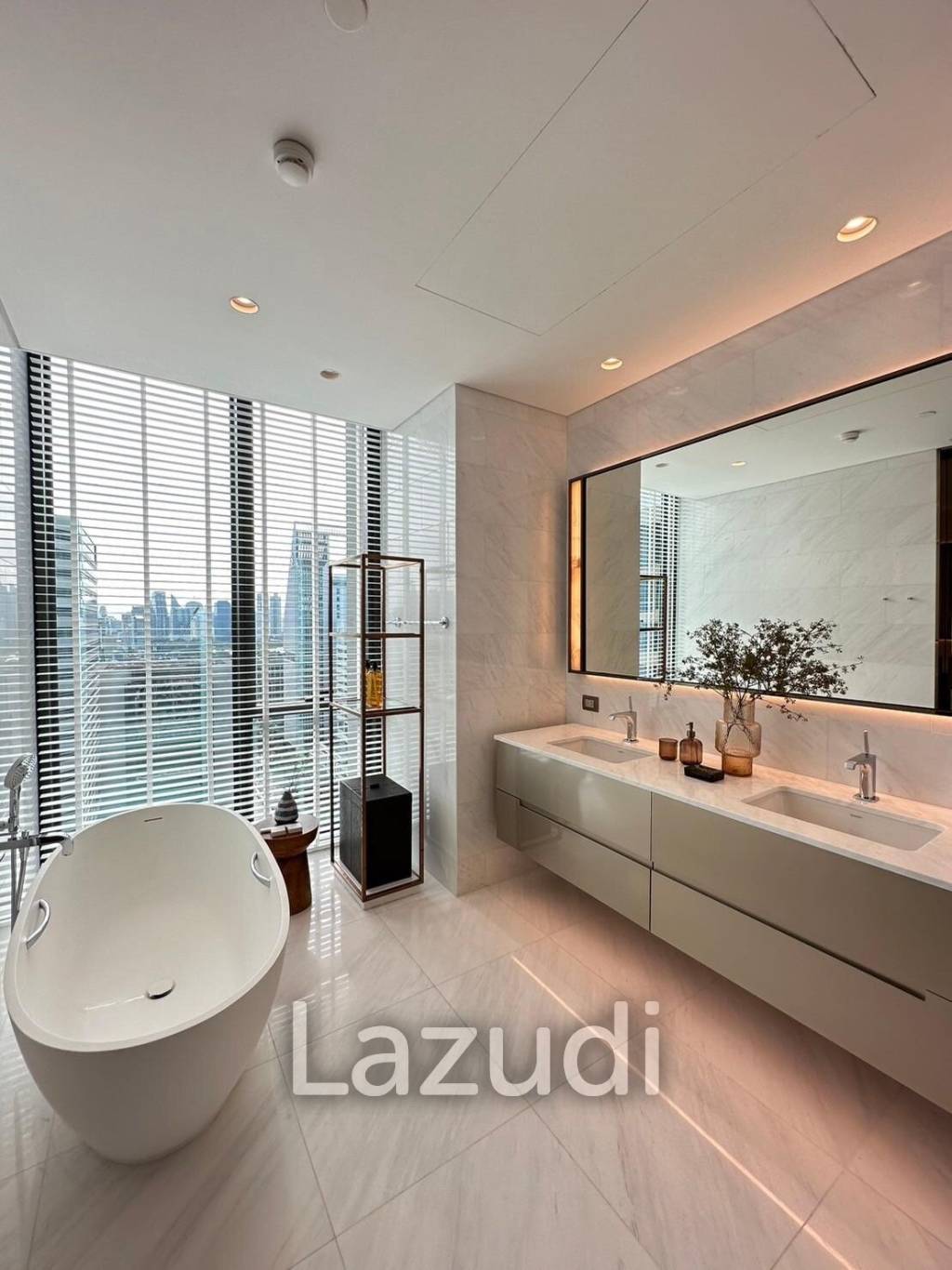 3 Bed 3 Bath 216 SQ.M The Residences at Sindhorn Kempinski