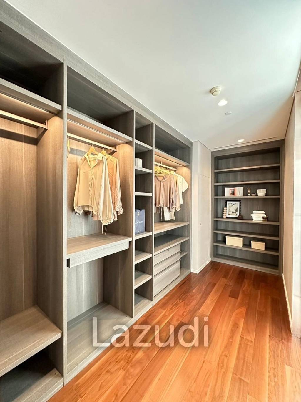 3 Bed 3 Bath 216 SQ.M The Residences at Sindhorn Kempinski