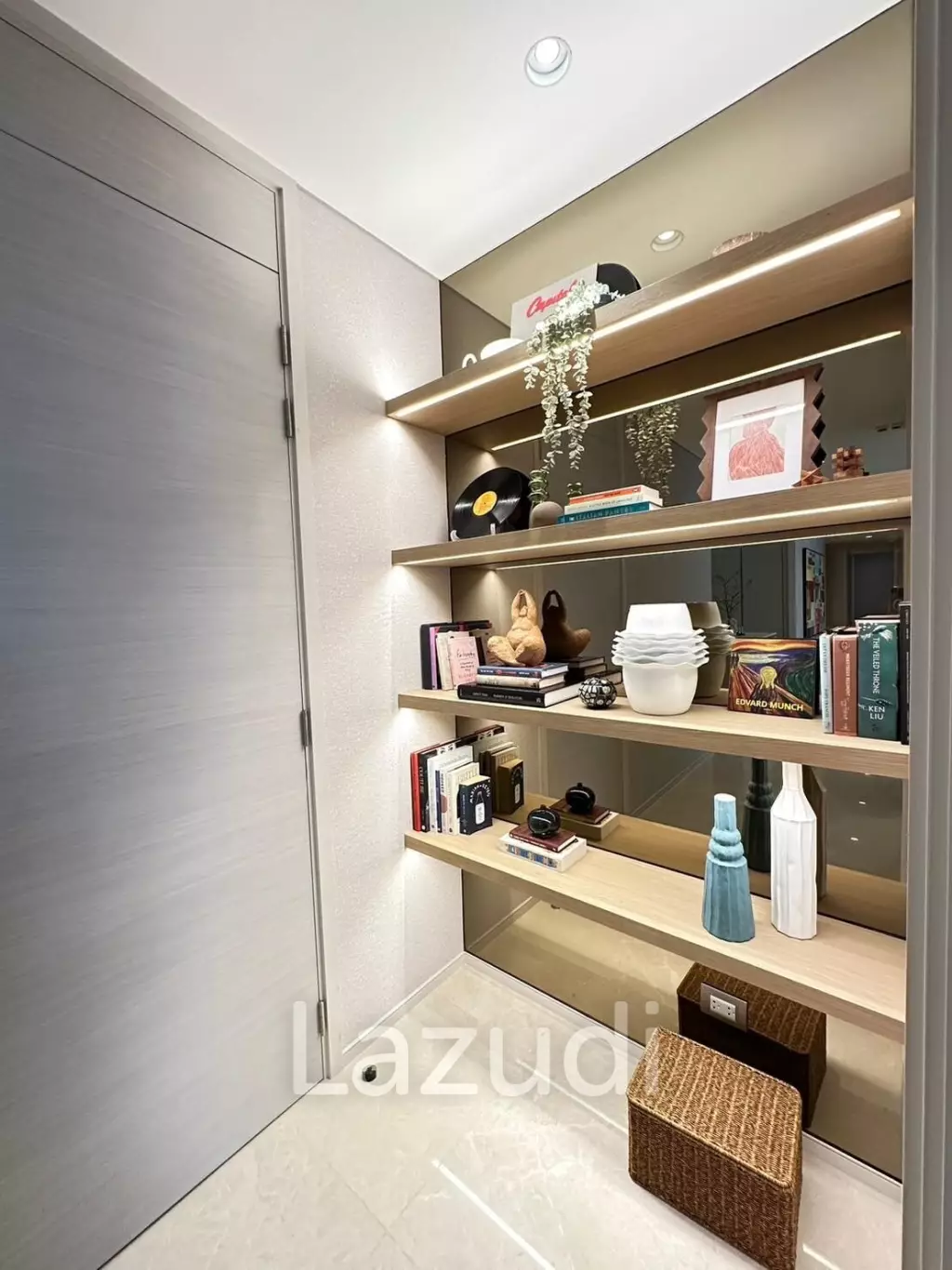 3 Bed 3 Bath 216 SQ.M The Residences at Sindhorn Kempinski