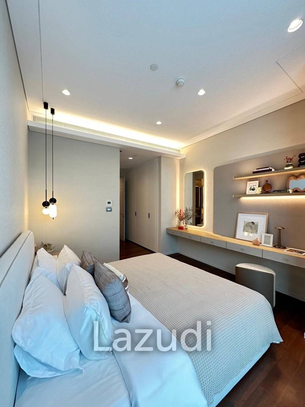 3 Bed 3 Bath 216 SQ.M The Residences at Sindhorn Kempinski