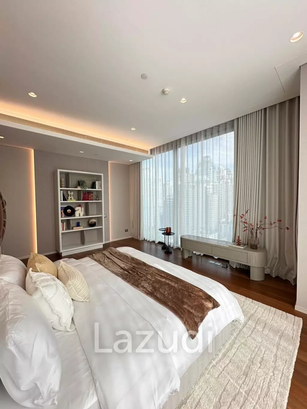 3 Bed 3 Bath 216 SQ.M The Residences at Sindhorn Kempinski