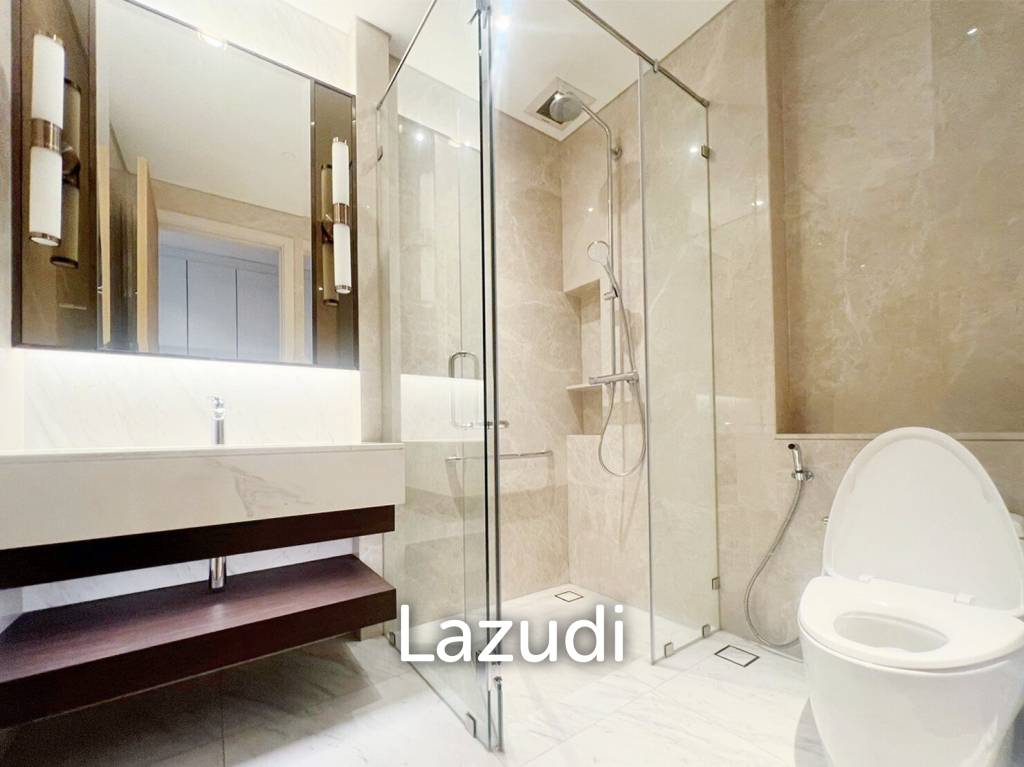 2 beds 3 baths 224 SQ.M Sindhorn Residence