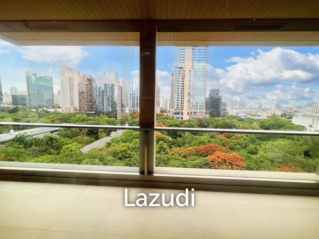 2 beds 3 baths 224 SQ.M Sindhorn Residence