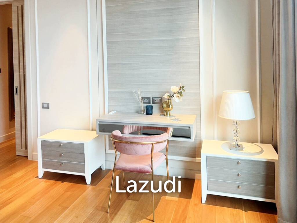 2 beds 3 baths 224 SQ.M Sindhorn Residence