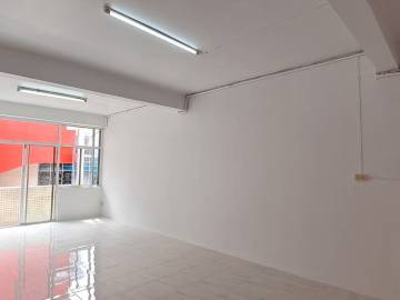 3rd & 4th Floor of Townhouse Heart of Nana Soi 3 100m from Sukhumvit road