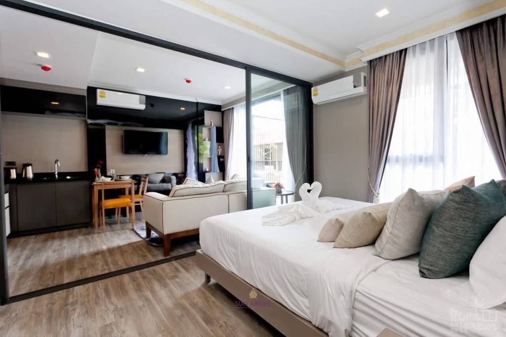 1 Bedroom 1 Bathroom 45 SQ.M THE DECK Patong