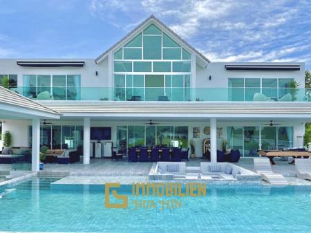 Black Mountain : Luxury 4 Bedroom Pool Villa