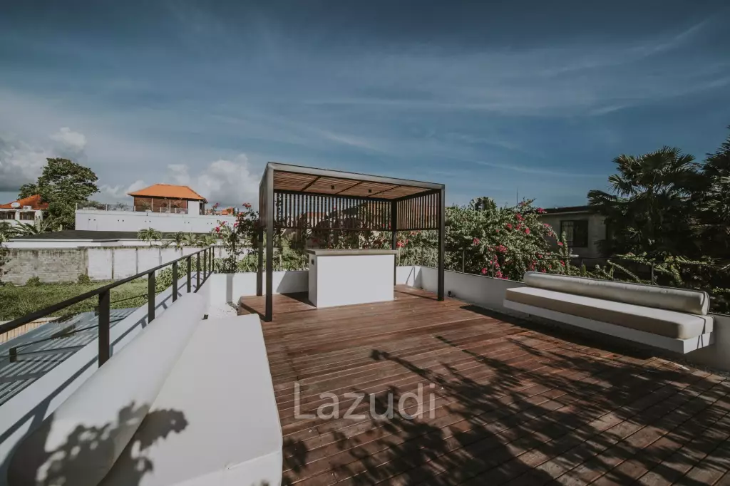 4 Bed 4 Bath 280 SQ.M Red Sunset