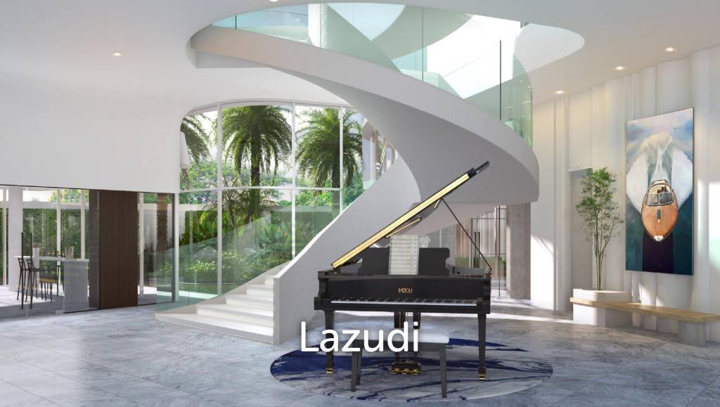 Ultra-Luxurious Beachfront Villa in Pattaya