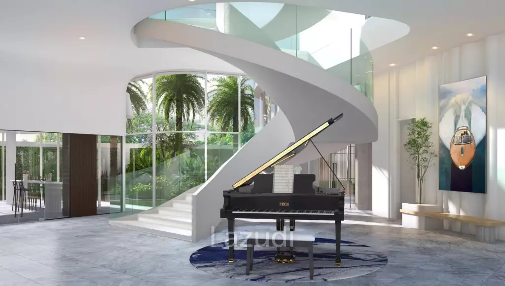 Ultra-Luxurious Beachfront Villa in Pattaya