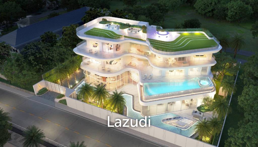 Ultra-Luxurious Beachfront Villa in Pattaya