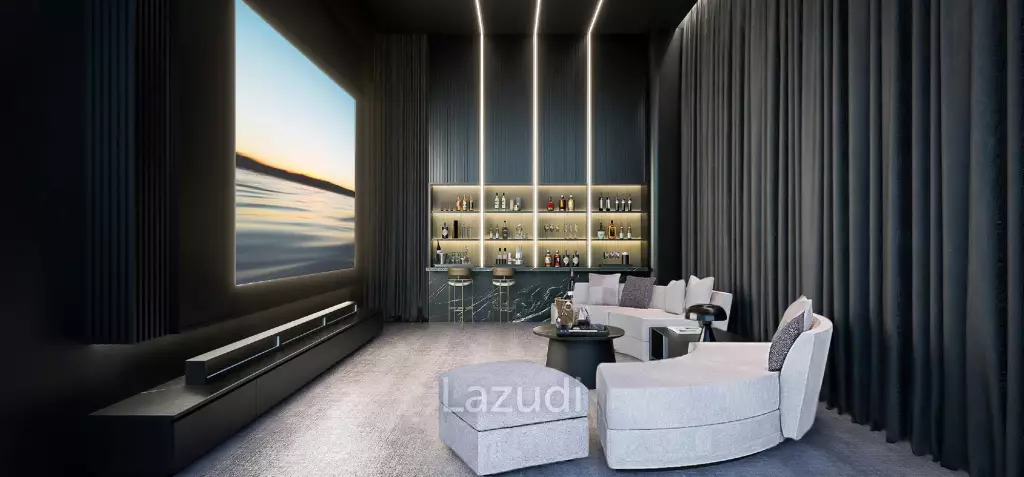 Ultra-Luxurious Beachfront Villa in Pattaya