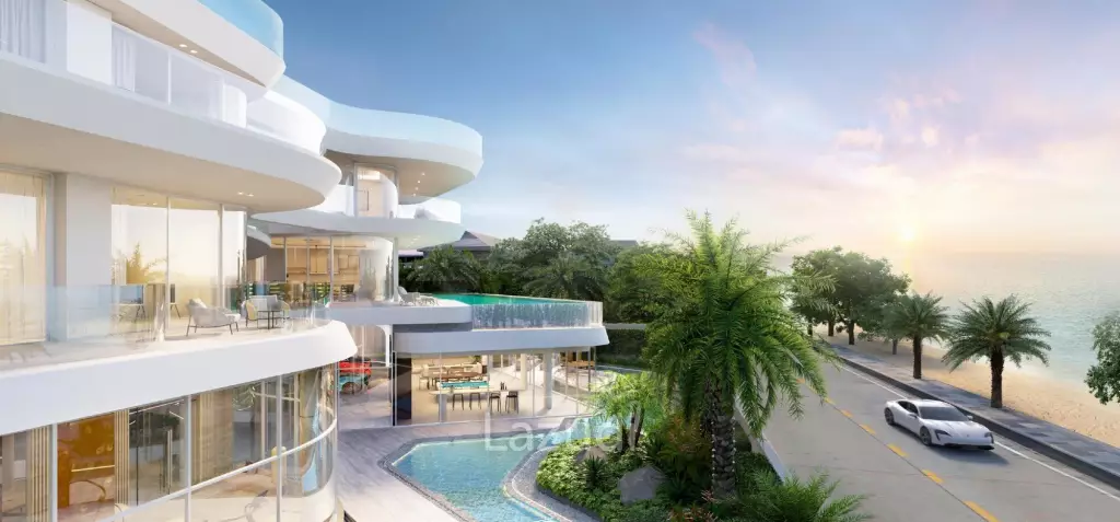 Ultra-Luxurious Beachfront Villa in Pattaya