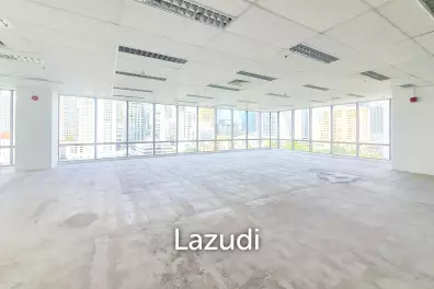 229 SQ.M Office for Rent at 208 Bankok Building