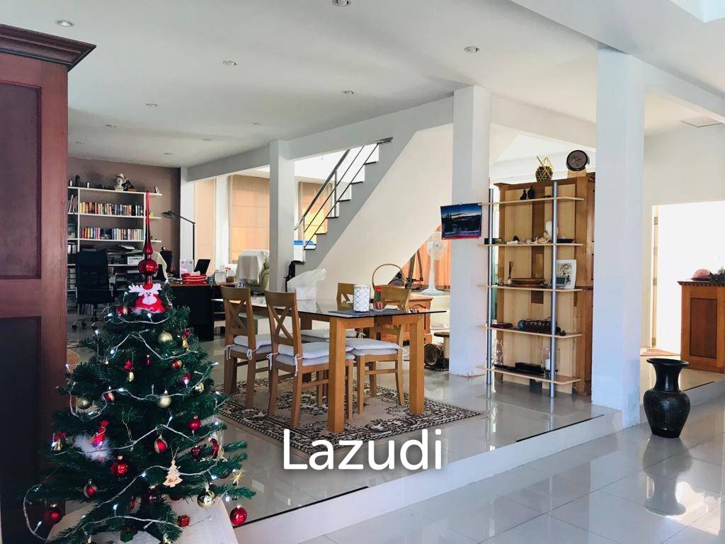 A 3-bedroom pool villa just 5 minutes away from Kamala Beach.