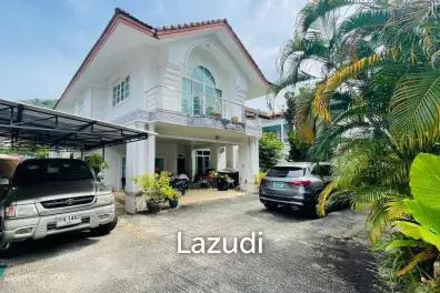 A 3-bedroom pool villa just 5 minutes away from Kamala Beach.