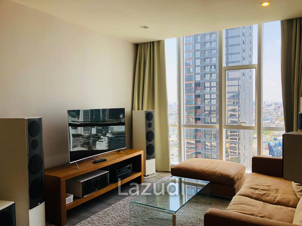 2 Bed 2 Bath 78 SQ.M The Room Sathorn - TanonPun