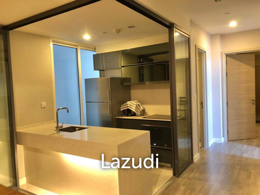 2 Bed 2 Bath 78 SQ.M The Room Sathorn - TanonPun